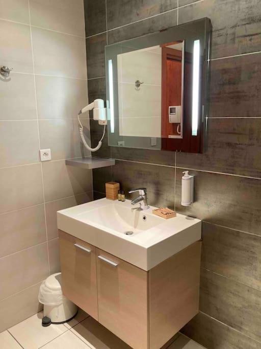 Apartment Centre-ville Proche Gare Sncf Cannes